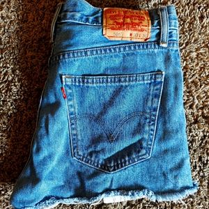 High-Waisted Distressed Levi Shorts